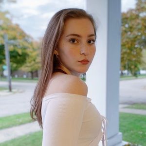 Meet your Posher, Annabel